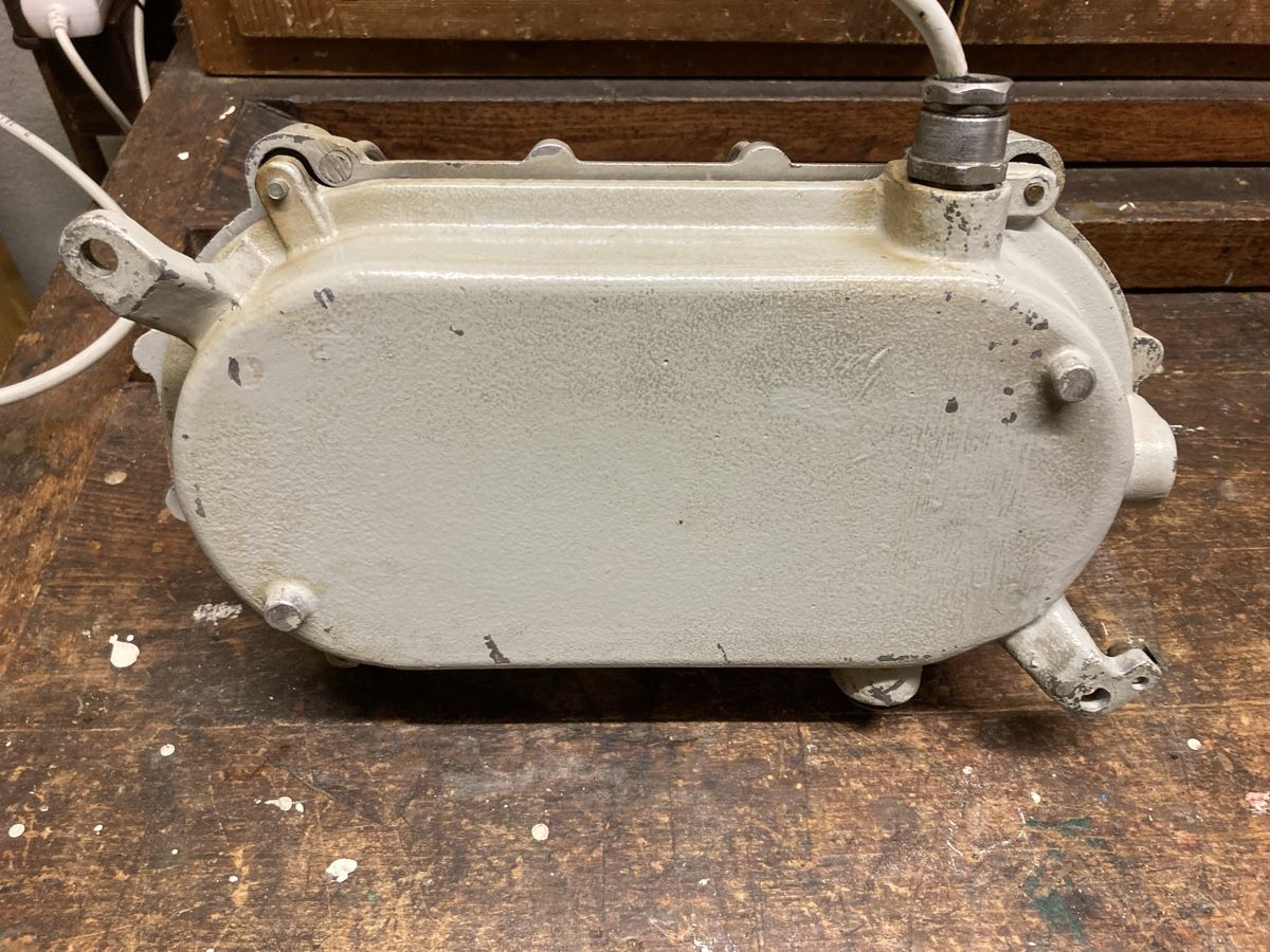 Lampade: Bunkerlampe XL vintage EOW – Usato da Schaffhausen venduto da Mano99 3