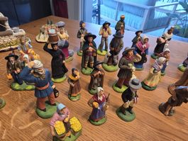 Crèche de Noël artisanale complète, figurines et décors!