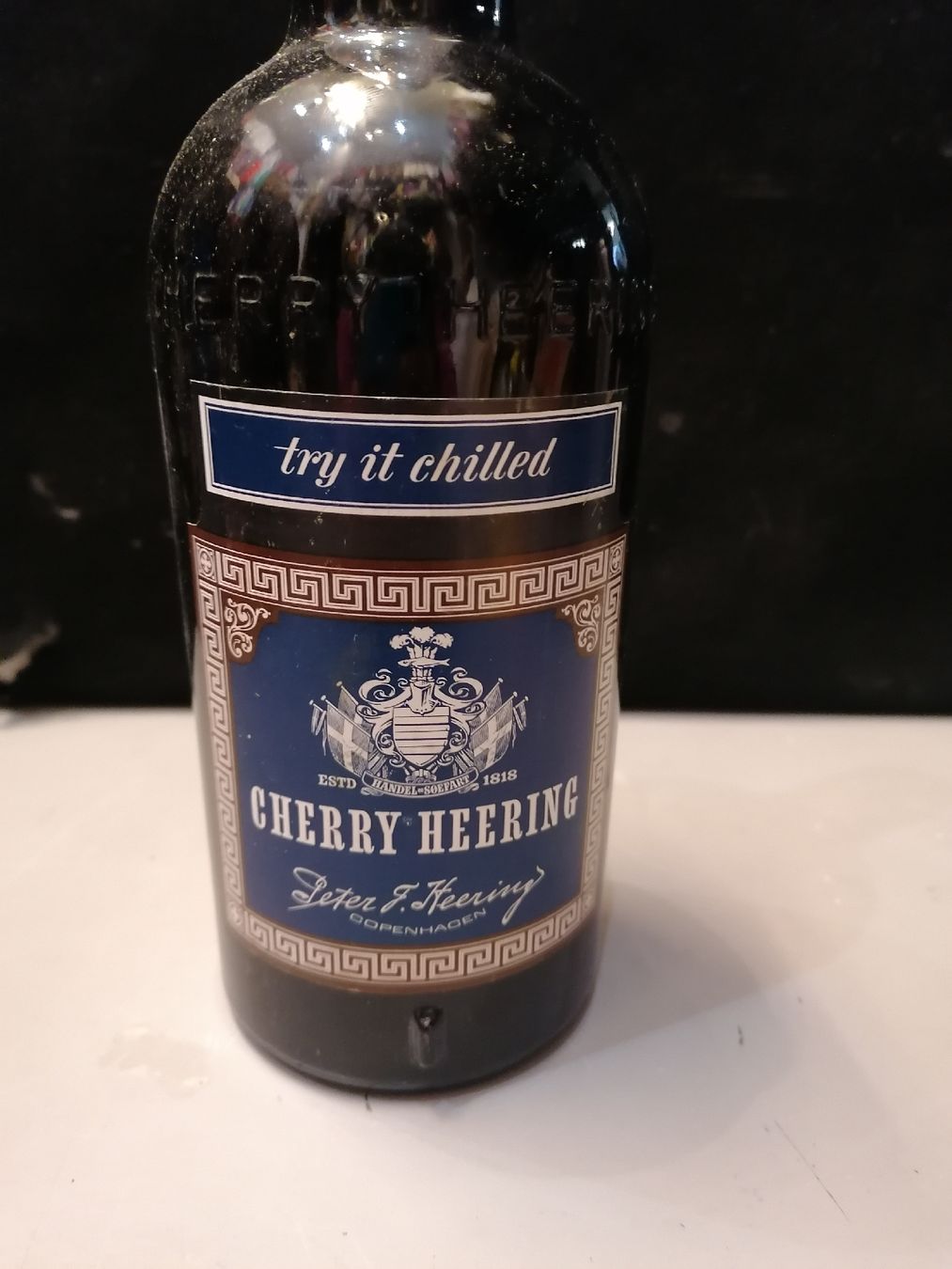 Bevande alcoliche: Liqueur Cherry Heering, Danemark. Vintage. – Nuovo (secondo la descrizione) da Genève venduto da Leboucheoreilles 6