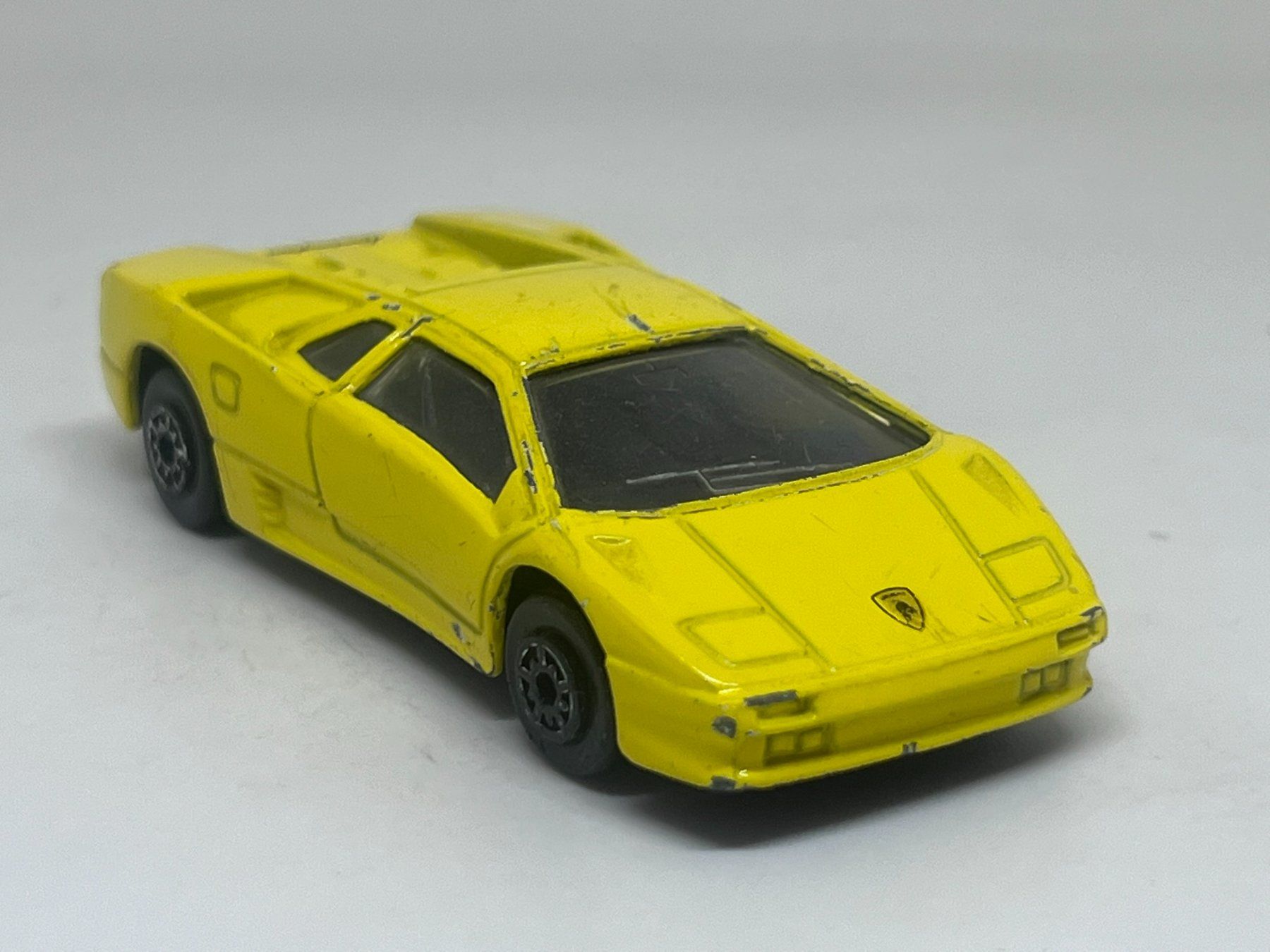 Maisto Modellini d'auto: Maisto Lamborghini Diablo #648 – Usato da Wildegg venduto da LaaBoutique
