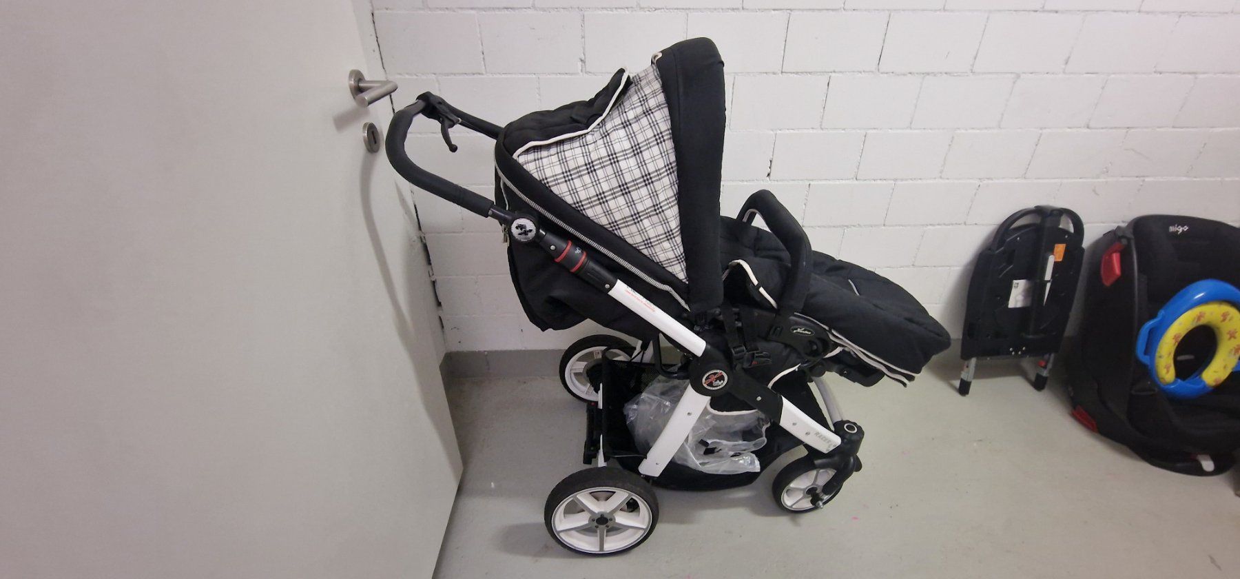 Hartan Carrozzine: Harten kinderwagen – Usato da Winkel venduto da sonip 2