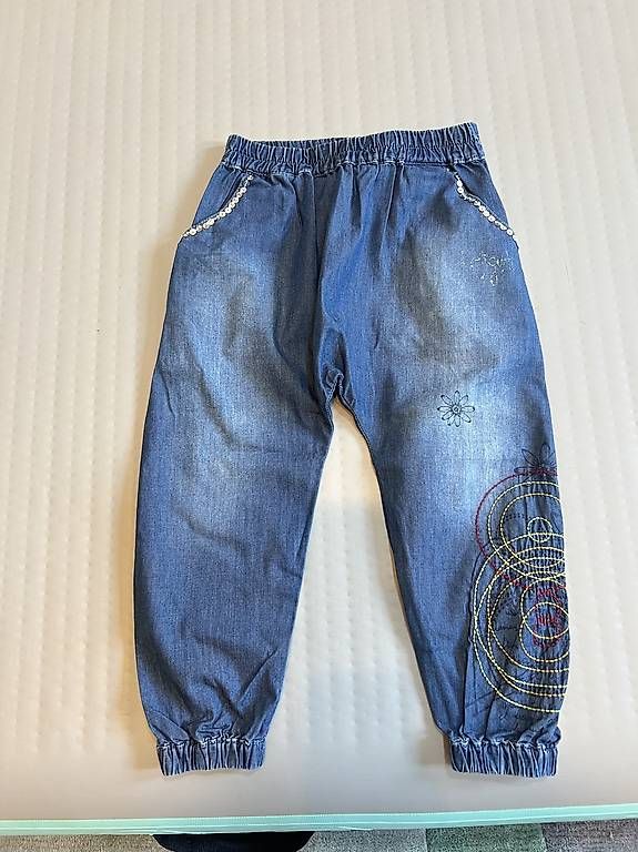 Pantaloni: Desigual Gr. 4 – Usato da bern venduto da Debe_n
