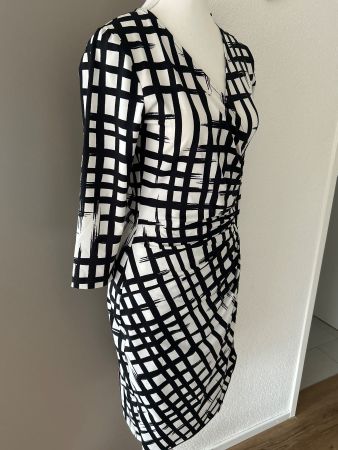 3/4 Arm Kleid elegant mit Muster von Amy Vermont Gr. 36