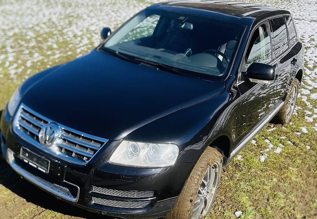 Automobili: VW Touareg V10 – Usato da Acquarossa venduto da dmaggiora