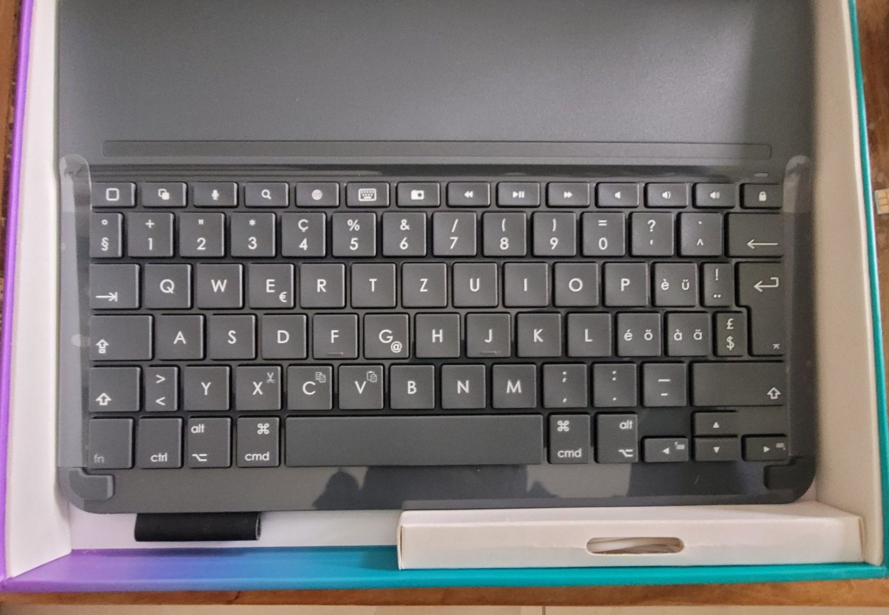 Covers & Borse: Logitech Type+ iPad Air 2 Keyboard Case - Perfect Gift! – Usato da Killwangen venduto da bmy_5rtt 4