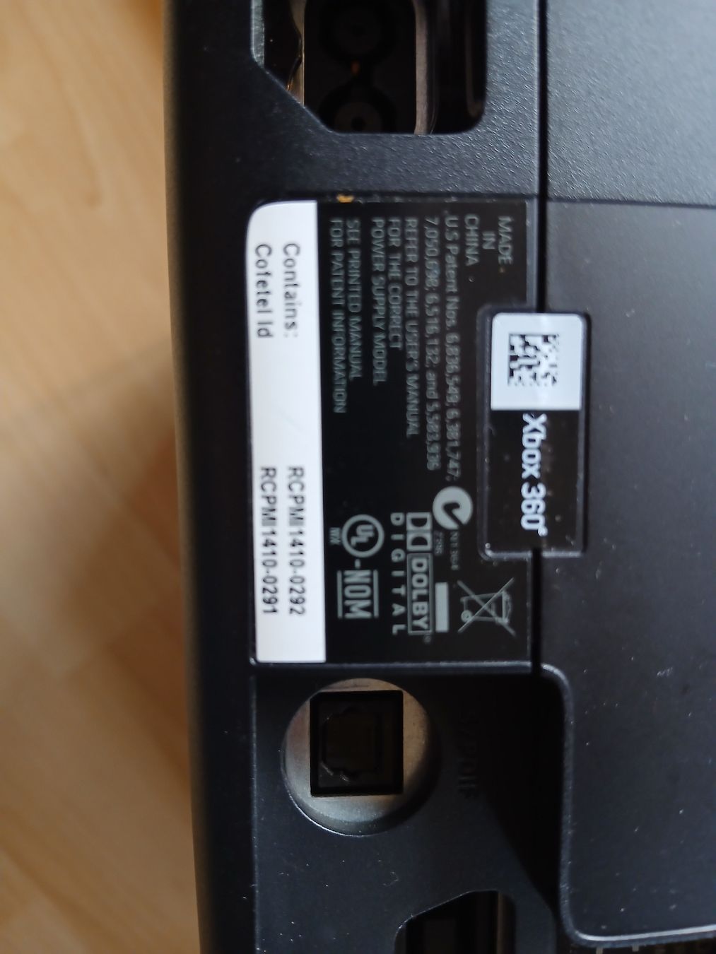 Microsoft Console: Microsoft Xbox 360 S Konsole schwarz inkl. Kinect Sensor – Usato da Derendingen venduto da Gaston.J 5