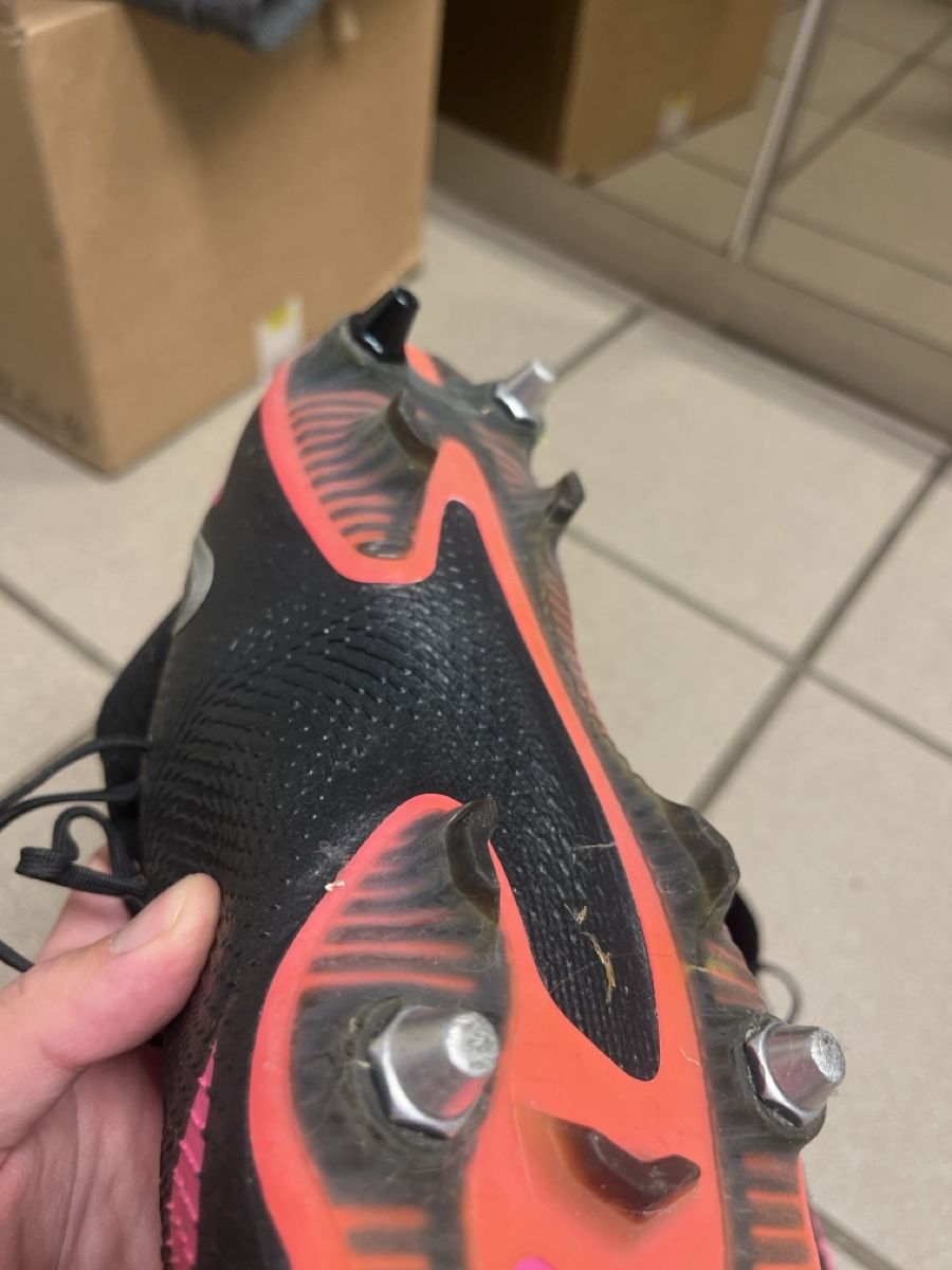 Nike Herrenschuhe: Stollenschuhe – Gebraucht aus Langendorf von sensationell123 3