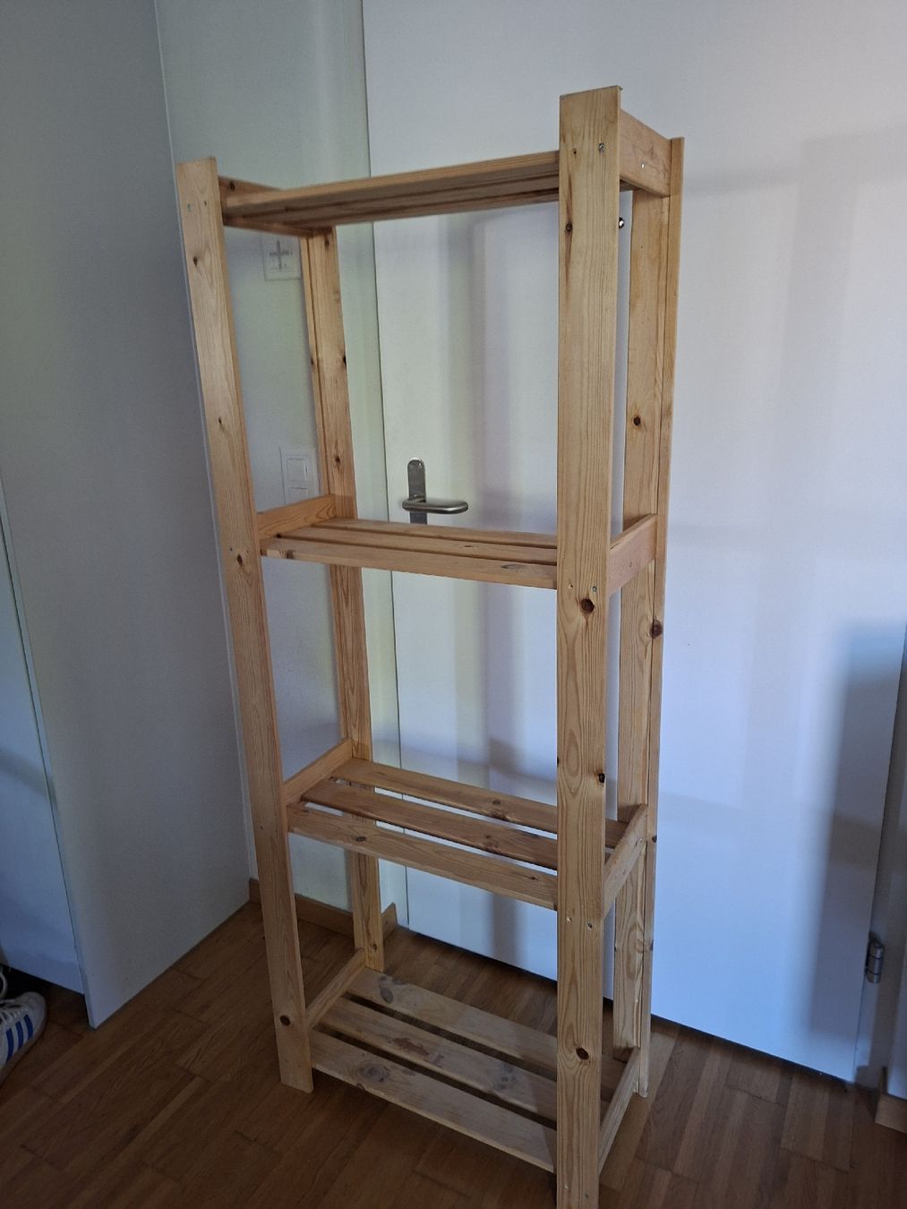 Ikea Scaffali: IKEA ALBERT Shelf – Solid Wood – Usato da Zürich venduto da cle_6fcj 1