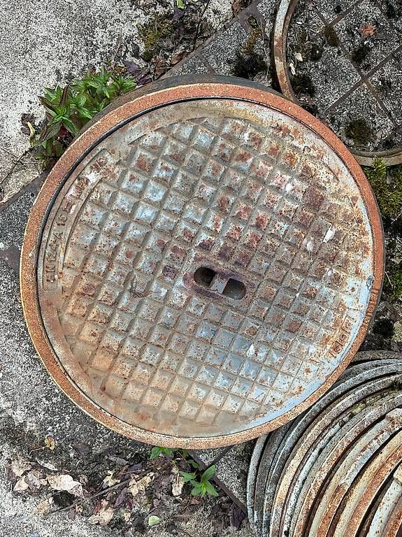 Stagni & Fontane ornamentali: Gussdeckel, Deckel, Schachtdeckel, DN 500 mm – Nuovo (secondo la descrizione) da Oberschrot venduto da baldachin01 3