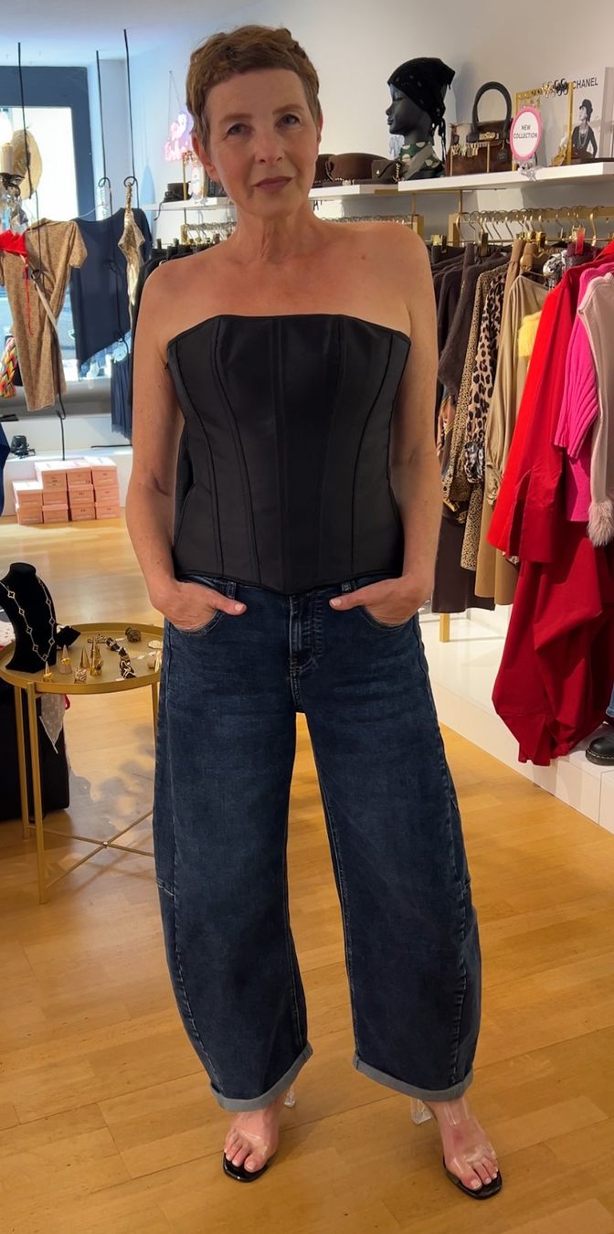 Jeans: Coole Barrel-Jeans – Nuovo e nell'imballaggio originale da Zürich venduto da Naebeli