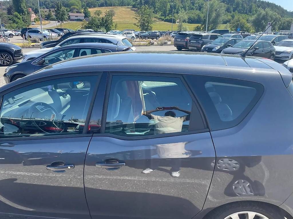 Automobili: Opel Meriva 1.4T ecoTEC – Usato da Langenthal venduto da Goergens10 3