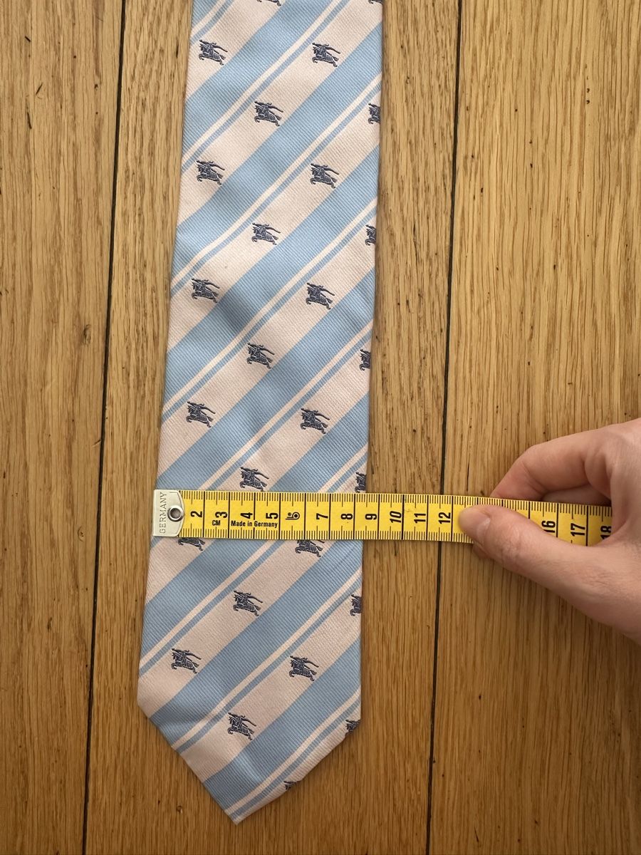 Burberry Cravatte: Burberry Tie Silk Blue Beige Pattern – Usato da Geneve venduto da iri_dr5s 5