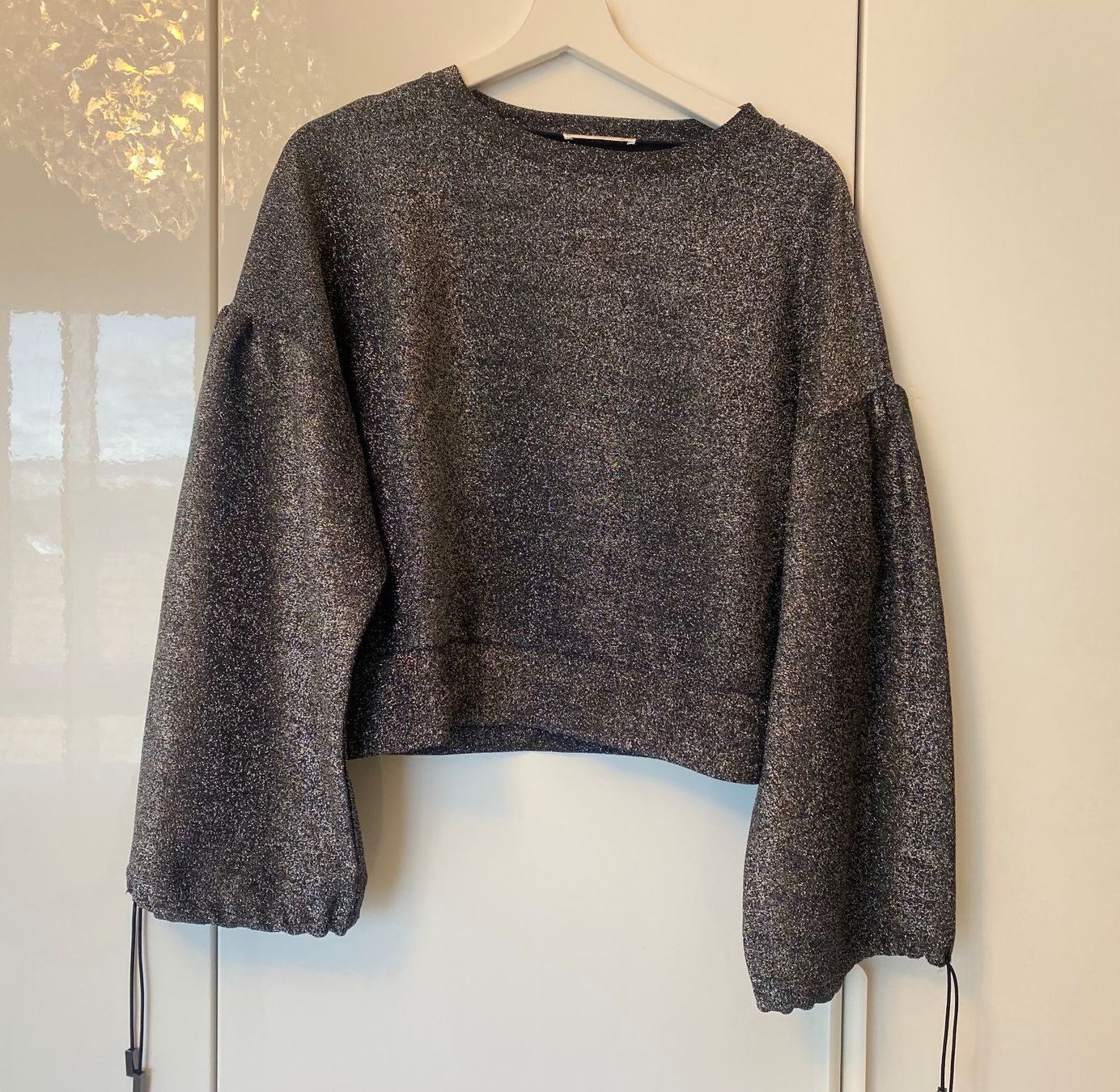 Mango Camicette: Bluse im Silvester Look von Mango (Gr.S) – Usato da Merenschwand venduto da R-R-R