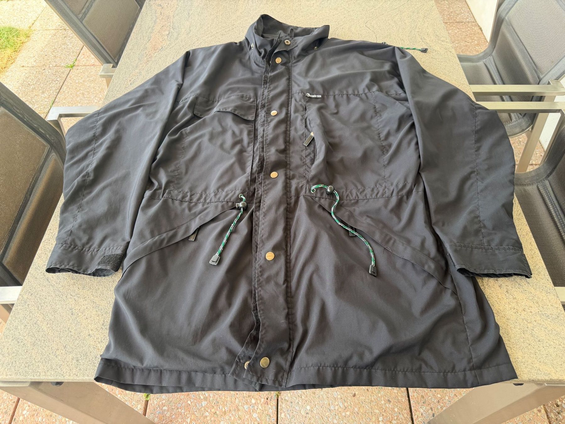 Giacche: Herren Sommer GoreTex Jacke Grösse 52/54 – Usato da Geroldswil venduto da Jeremy11