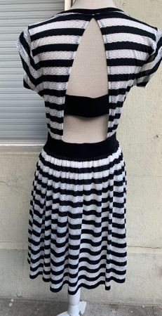 Superbe robe marinière GUESS maille dentelle t.42