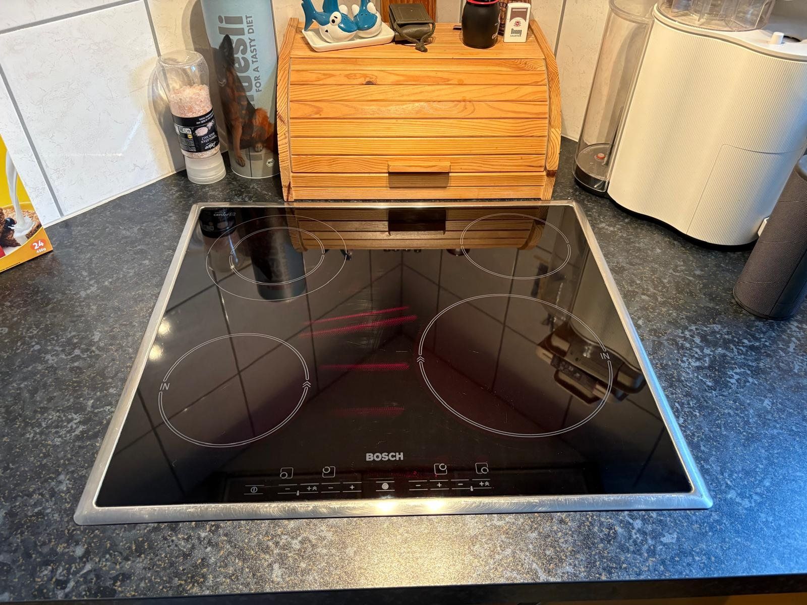 Cucine: Table de cuisson induction Bosch 4 zones occasion – Usato da Studen (BE) venduto da Arbataxblu19