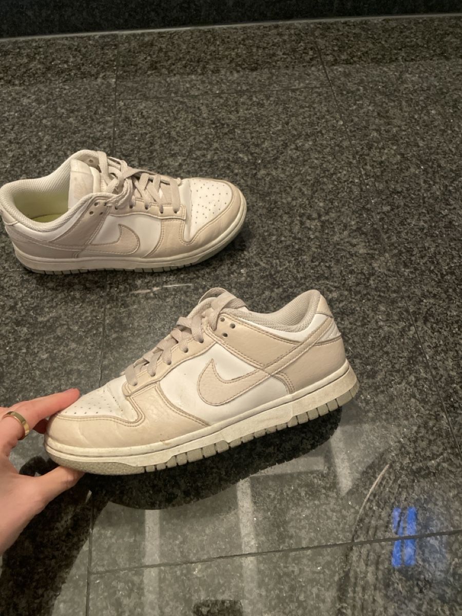 Nike Scarpe da donna: Nike Dunk Low, Beige/Weiss – Usato da Steinach venduto da ariana.xe 4
