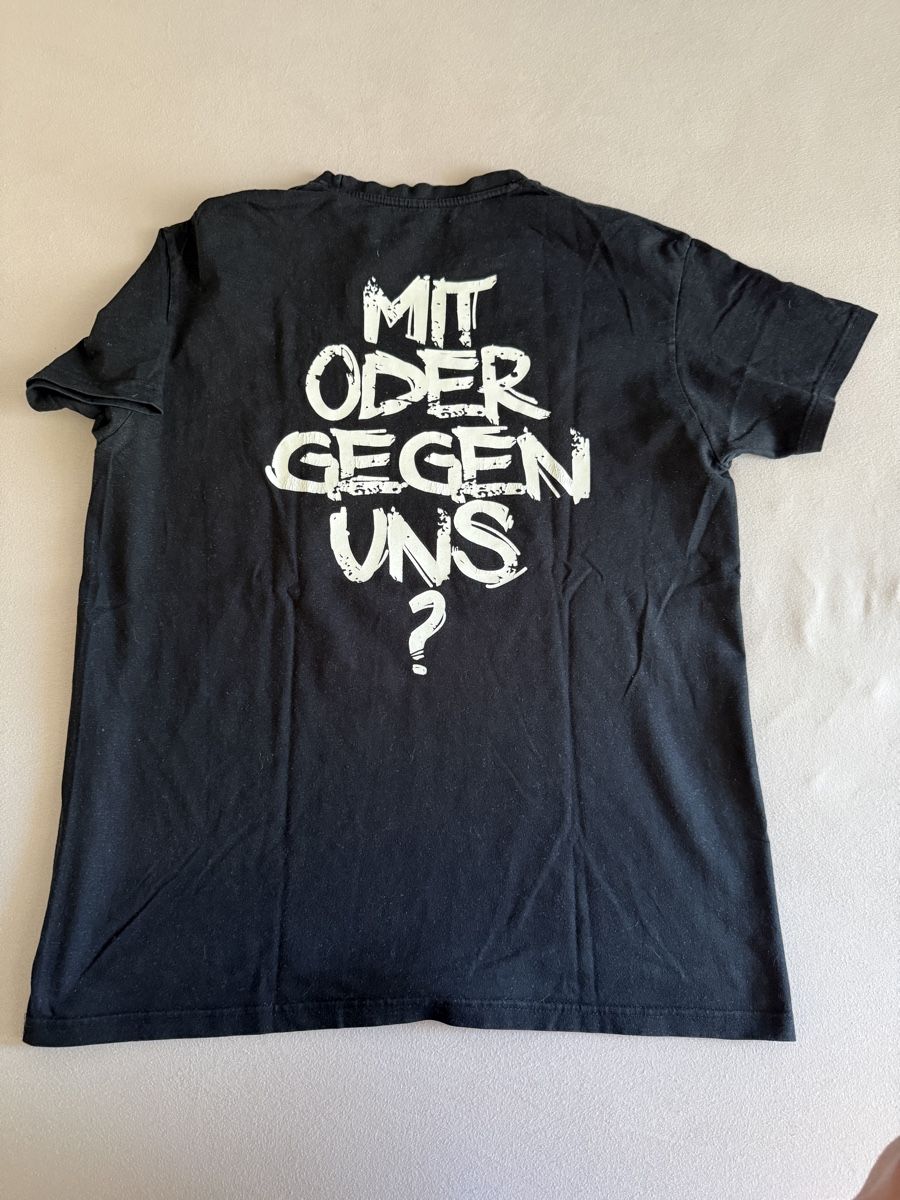 T-Shirts: T-Shirt Freunde von Niemand – Gebraucht aus St. Gallen von Supernova81 1