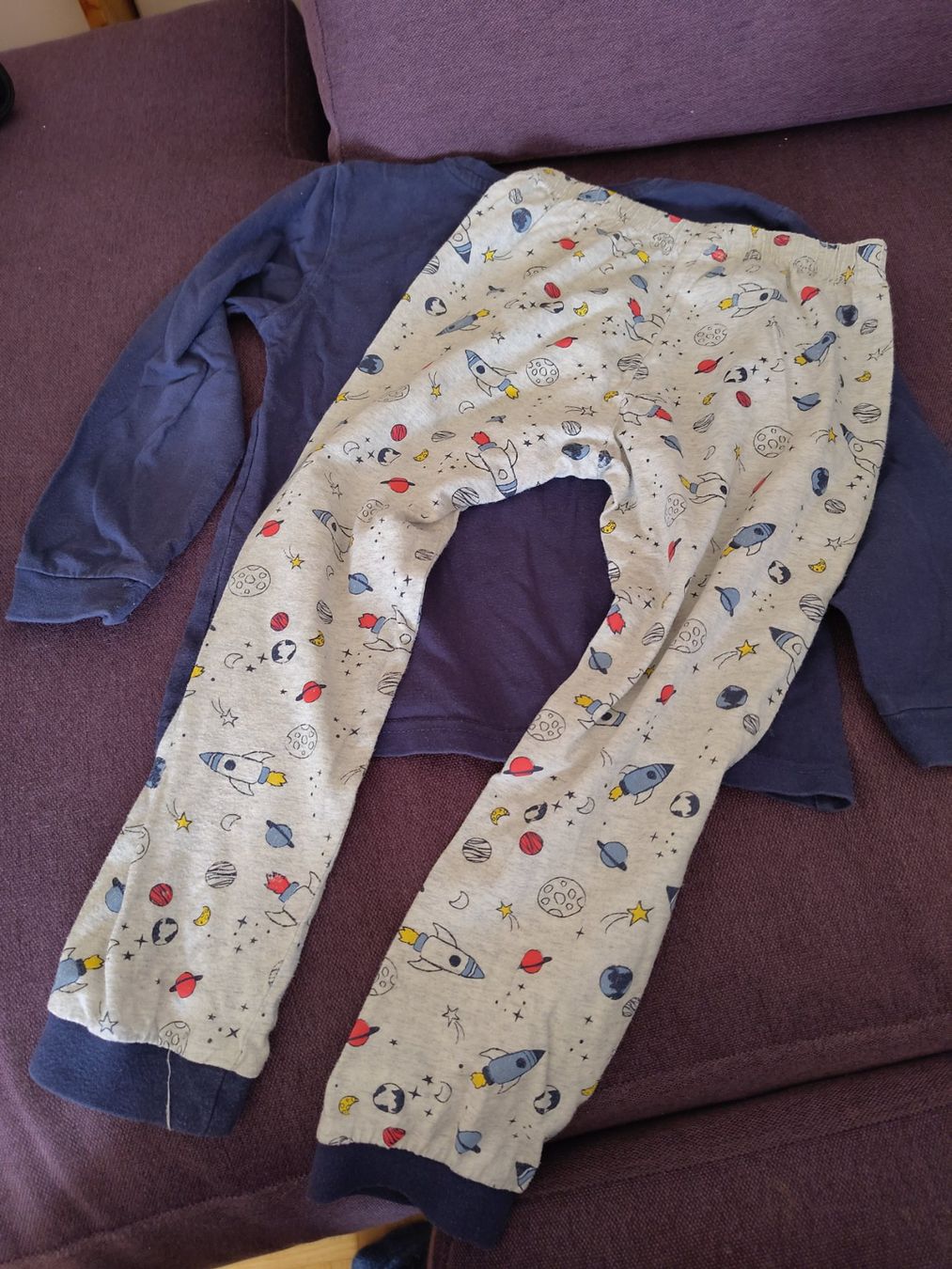 Pigiama & Simili: Pyjama zweiteilig, 98/104 – Usato da Jona venduto da tschounaess 3