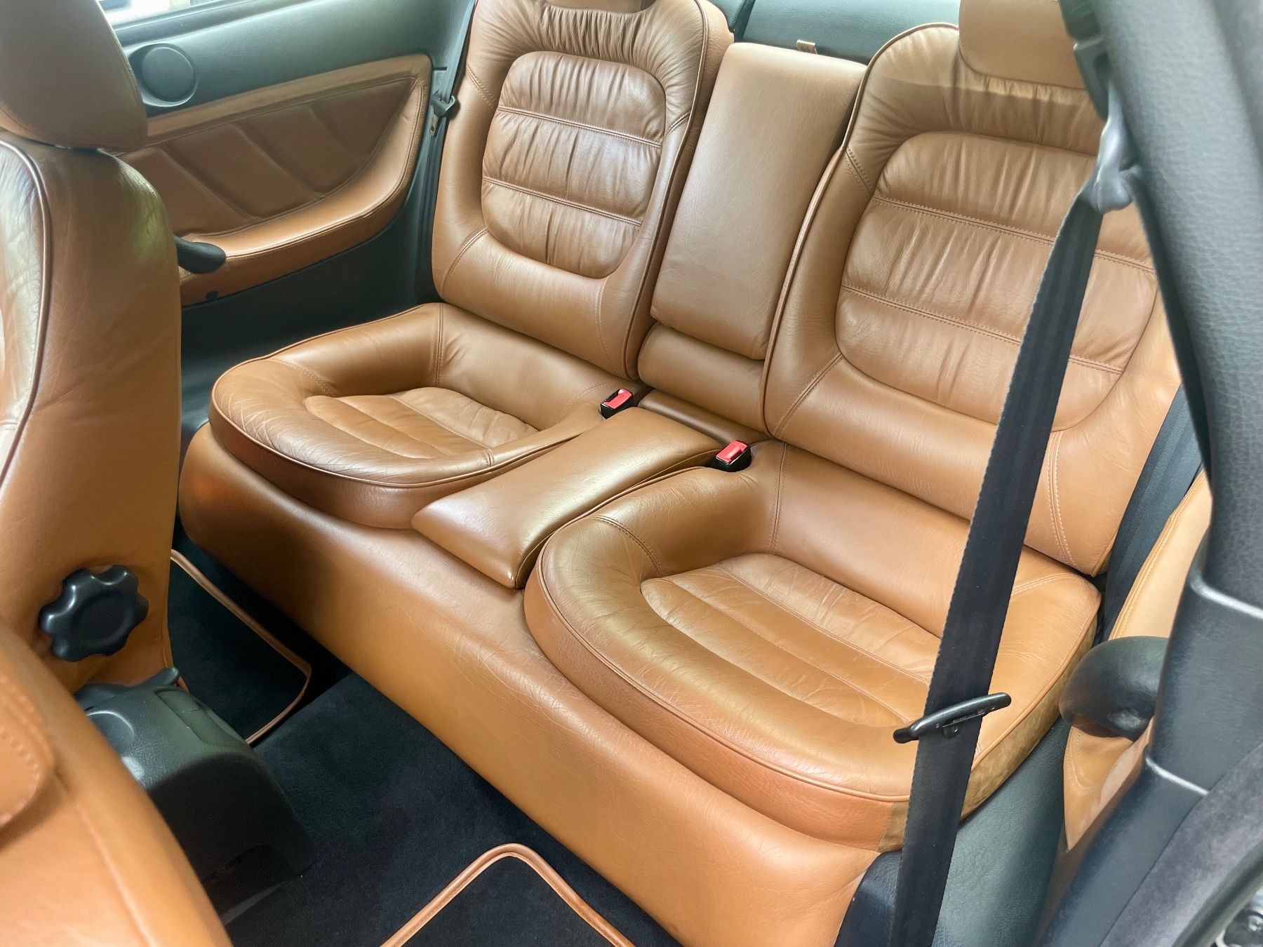 Peugeot Automobili: Peugeot 406 Coupé  settant'anni – Usato da Belp venduto da Detailfreak 8