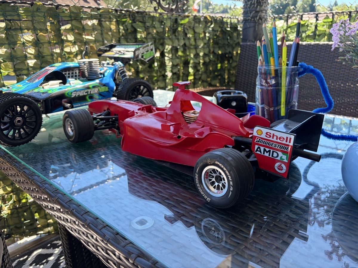 Kyosho Modellismo RC: Seltener Benziner F1 – Difettoso da Thörigen venduto da Edith034 1