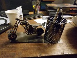 Motorrad Stifthalter Metall - Upcycling Kunst (Q)