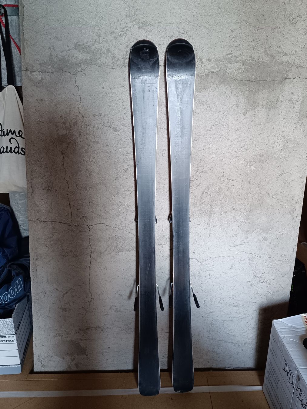 Head Sci: Head Ski Supershape Team rot - 136cm – Usato da Umiken venduto da dav_kxt8 1