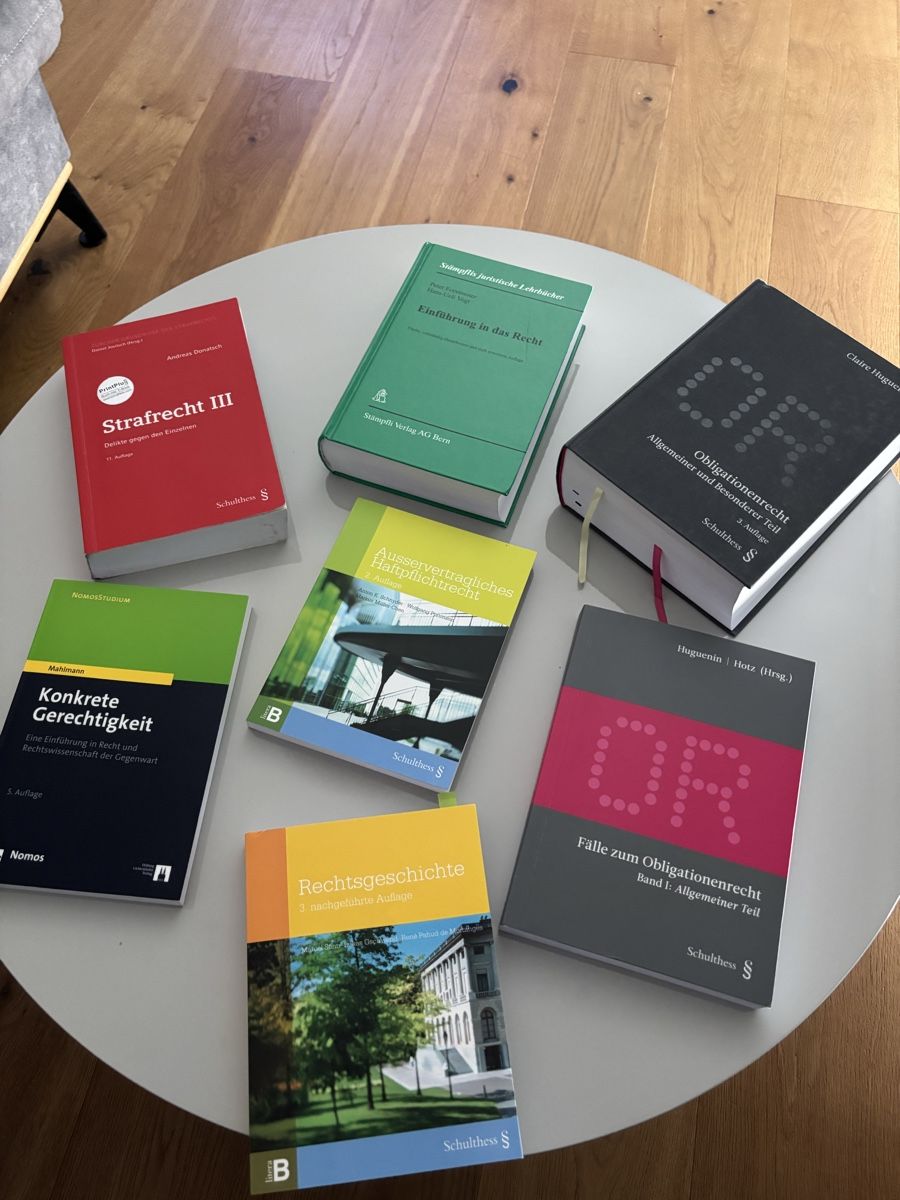 Libri: Bücher 📕 – Usato da Seewen SZ venduto da buqe 1