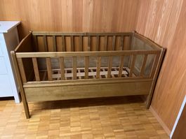 Baby-Kinderbett Holz,  ohne Inhalt, braun