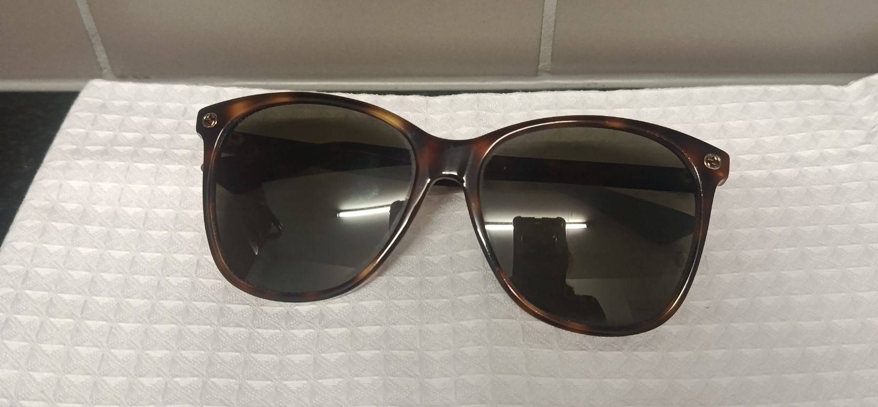 Gucci Lunettes & Verres: Lunettes Gucci – D'occasion à La chaux de fonds par ton_79f7 6