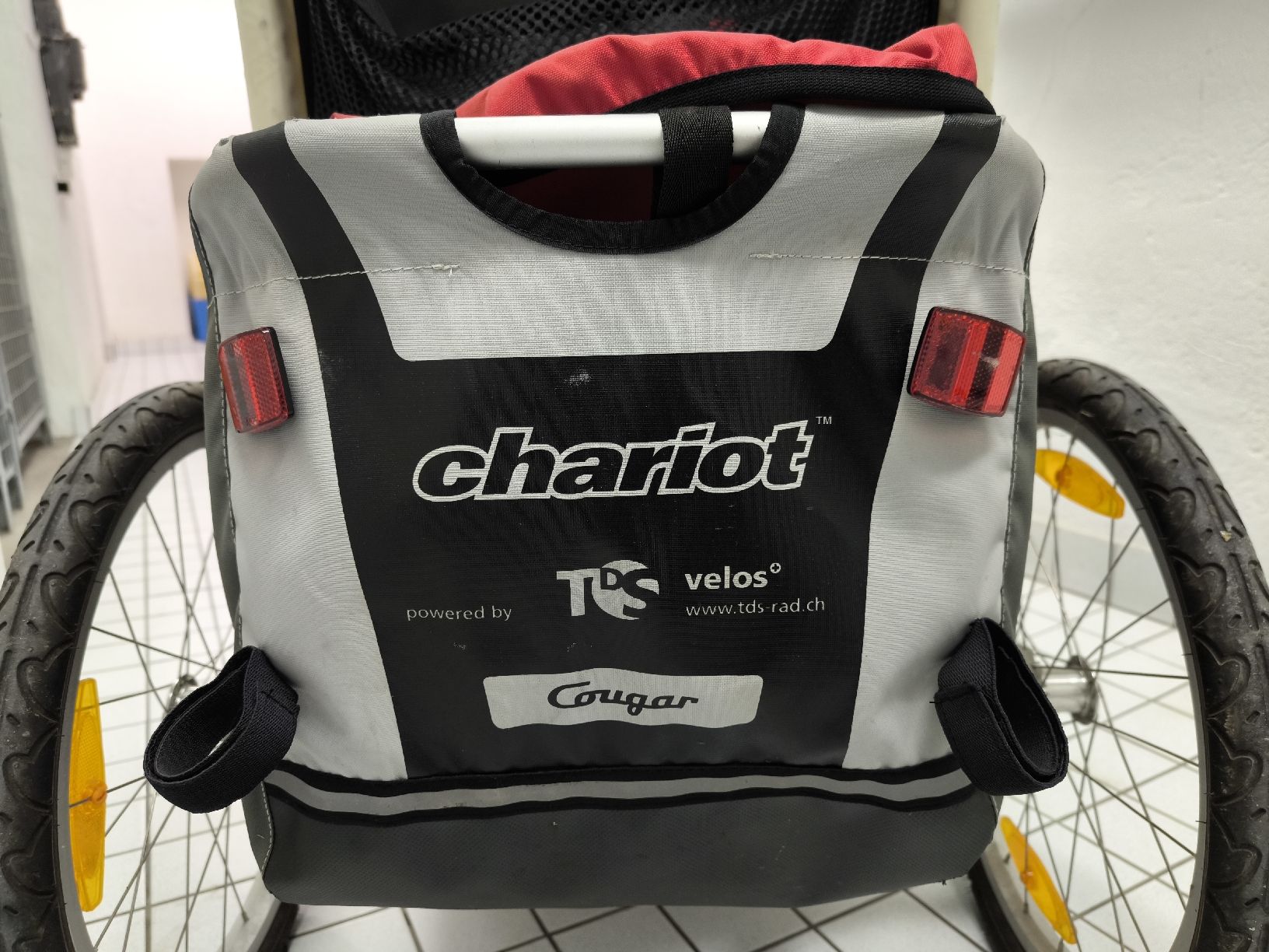 Thule Chariot Veloanhnger Fahrradanhnger Jogger 1 Kind (Gebraucht) in  Zrich fr CHF 300  nur Abholung auf Ricardo kaufen