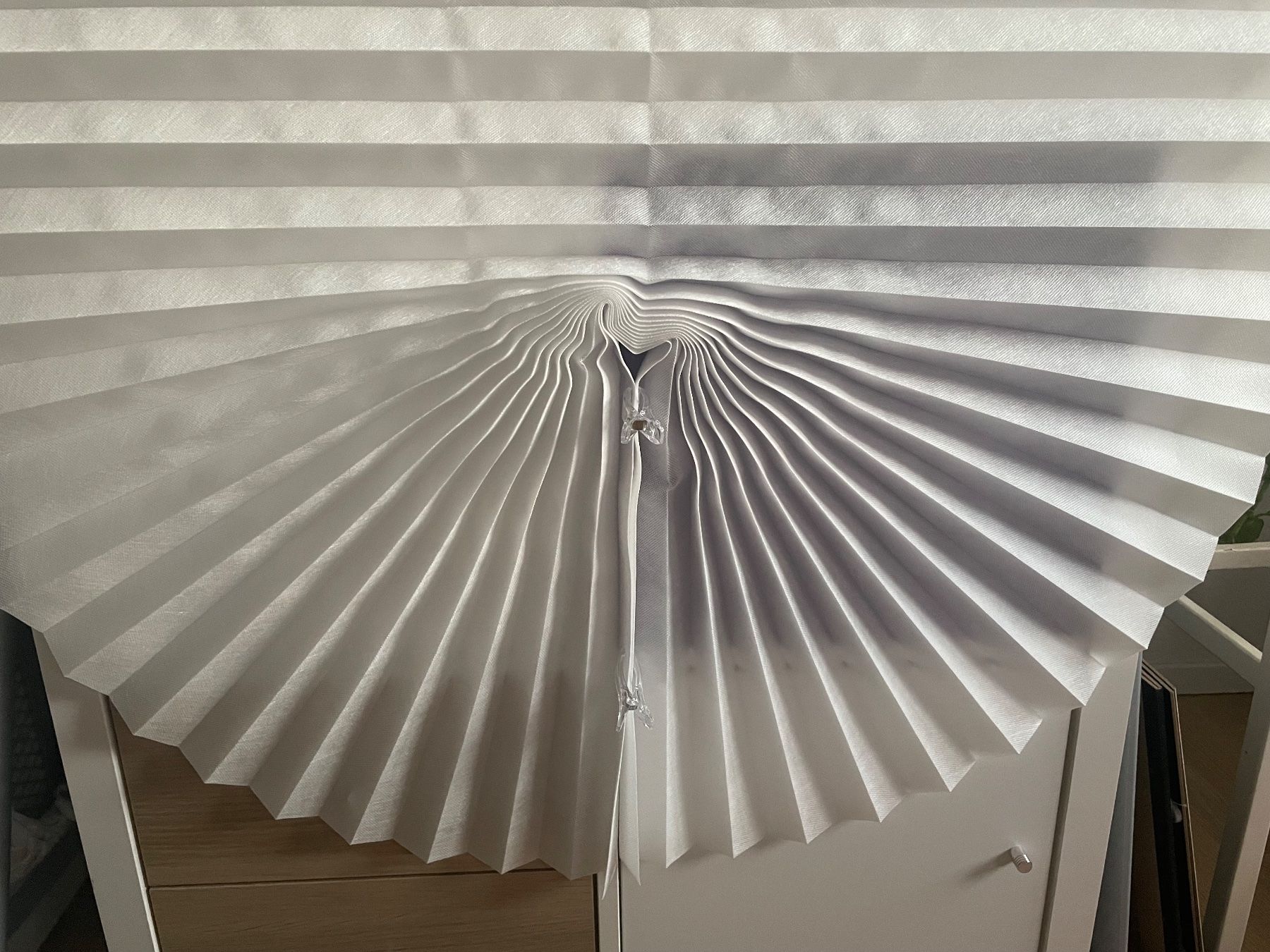 Ombrelloni: Halbverdunkelndes Sonnenschutz,100% Polyester, selbstklebend – Nuovo e nell'imballaggio originale da Winkel venduto da Kade50 1