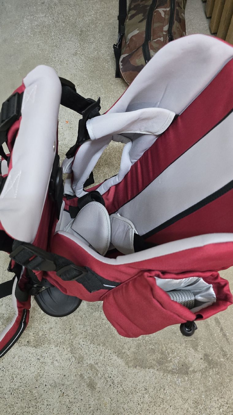 Marsupi portabebè: Brevi child backpack carrier red  – Nuovo (secondo la descrizione) da Effretikon venduto da hug_6zr9 4
