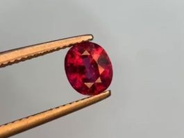 💎 1.65 ct Rubin unbehandelt - Doppelt zertifiziert 💎