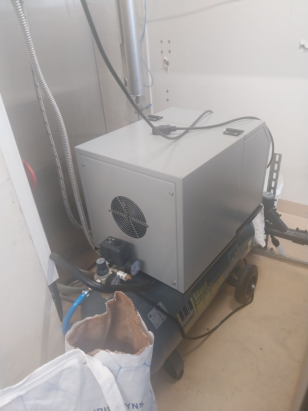 Repas pour bébés: Autoclave Tuttnauer - T-MAX 6-1 VSD – D'occasion à Plan-les-Ouates par ecl_ds57 2