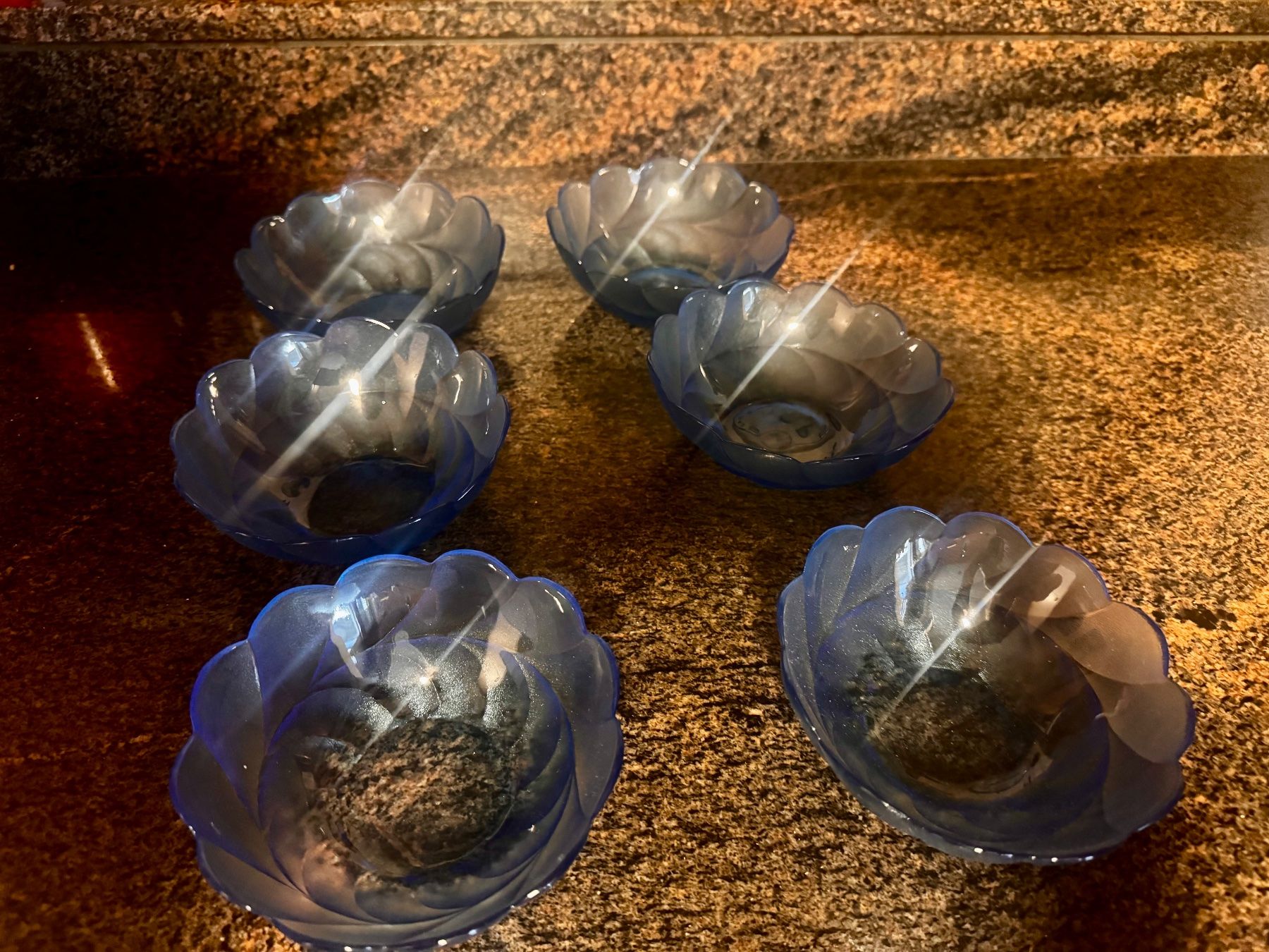 Bicchieri: 6 blaue Dessertschalen / Glasschälchen – Nuovo (secondo la descrizione) da Windisch venduto da Trudi45 2