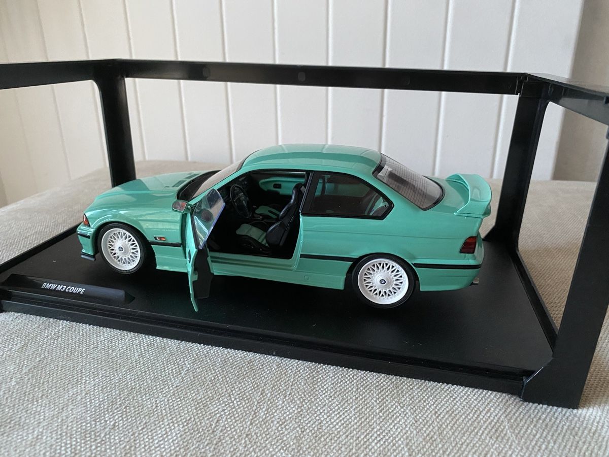 Kit di modellismo & Modellini statici: BMW e36 m3 Coupe 1:18 Modell Mintgreen Neu!! – Nuovo (secondo la descrizione) da Frutigen venduto da Dandsche 6