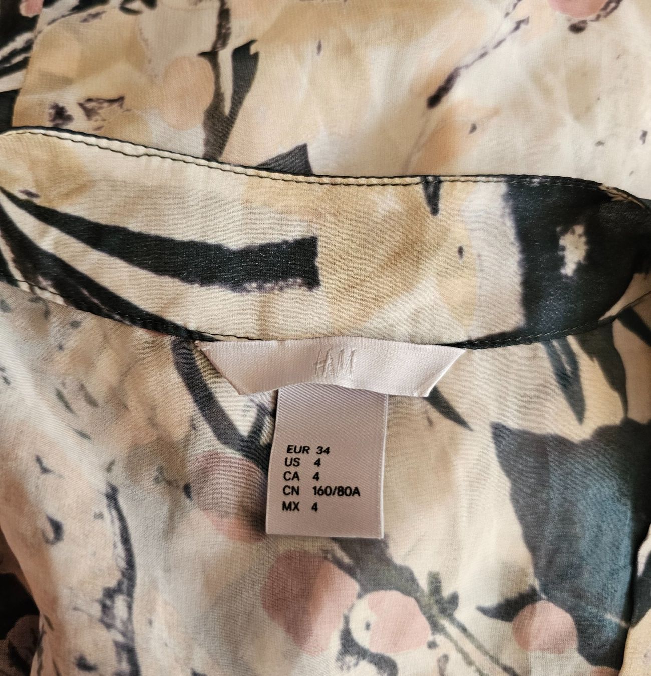 H&M Tops: Blusen Shirt / Top Gr. 34 H&M – Gebraucht aus Füllinsdorf von Sunnebliemli7 4