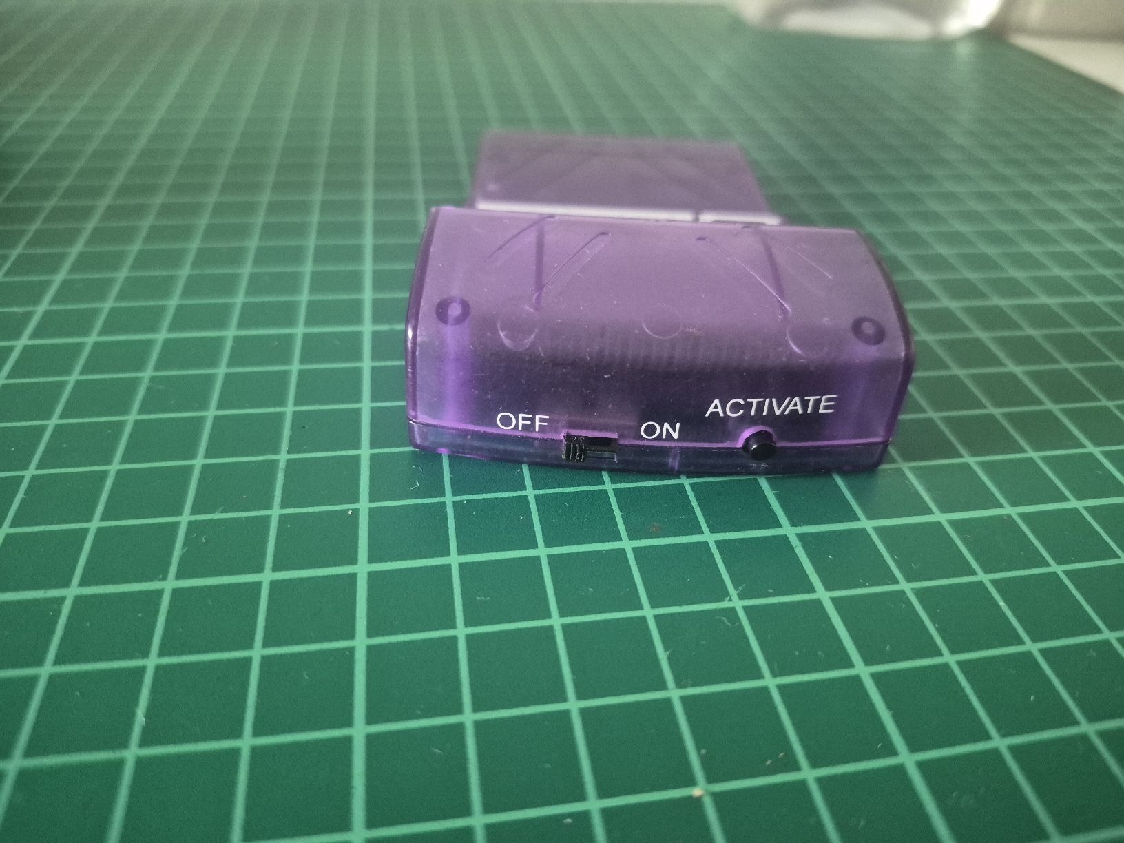 Nintendo Giochi: Cheat Cartridge Blaze Xploder Game Boy purple used – Usato da Meyrin venduto da Retro-GZ 2