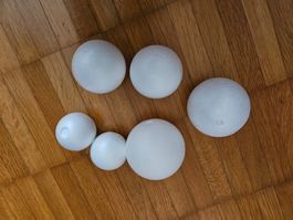 6 kleine Styropor Kugeln nicht teilbar