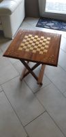 Sehr schöner Schach Tisch aus Holz zusammenklappbar
