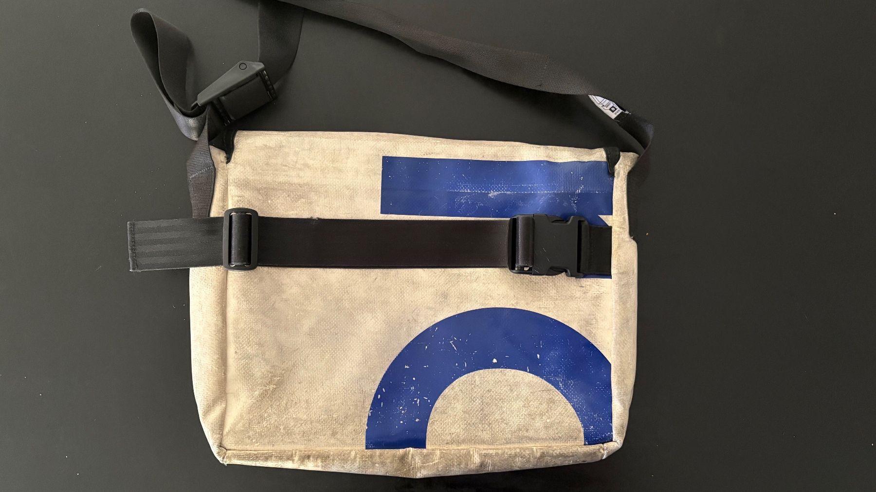Freitag Borse: Freitag Taschen Klassiker ab CHF 1.- – Usato da Zürich venduto da lppes 1