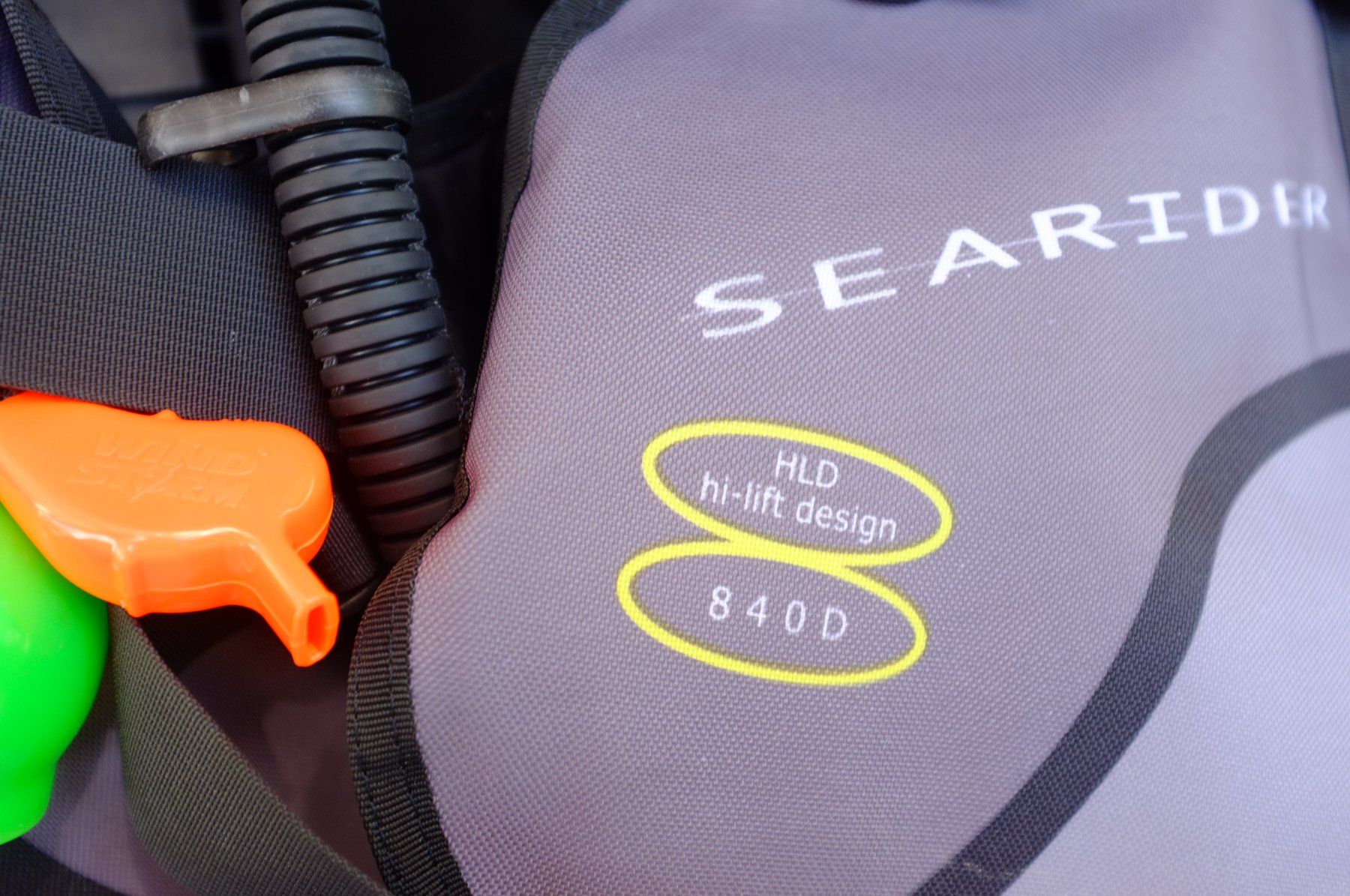 Mute per immersioni: Tarierweste, Taugweste, grosse L – Usato da Ennenda venduto da HOLMEX 1