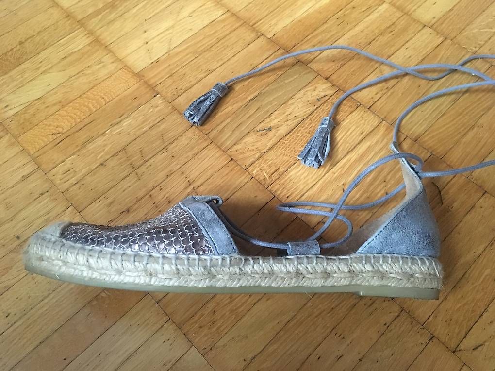 Chaussures femmes: Stylische Espadrillos zum binden "Pasito" 38 – D'occasion à Zürich par BuenosAires03 1