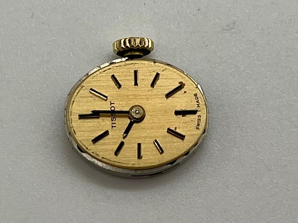 Tissot Handaufzug 40ger Jahre Original Krone (Gebraucht) in Allschwil