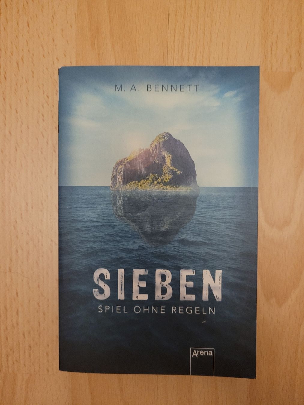 Libri: M.A. Bennett "Sieben" - Spannender Thriller – Usato da Perlen venduto da Safari_23