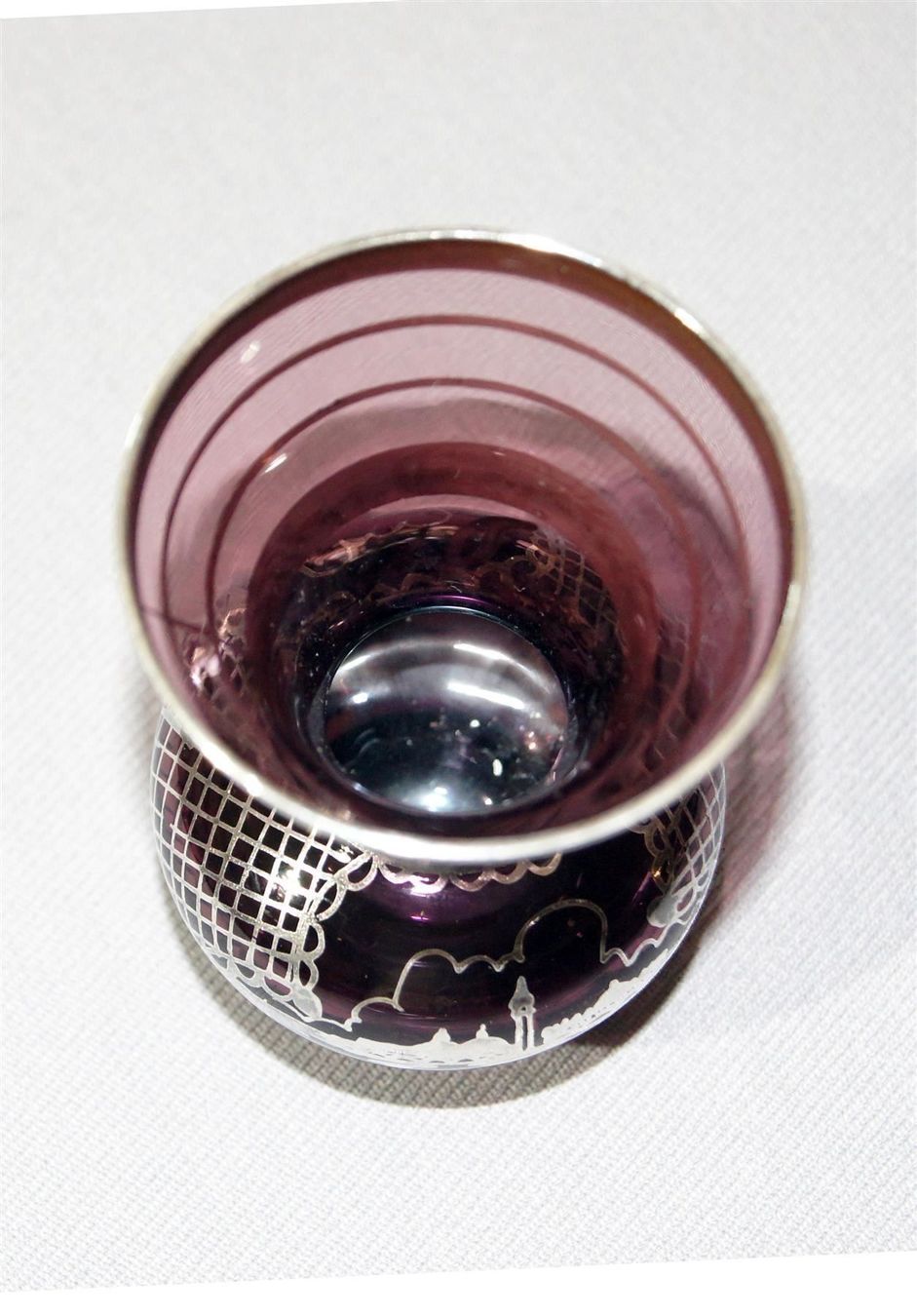 Murano Vasi & Recipienti: Weinrote Muranovase mit Silberauflage – Usato da Geroldswil venduto da ARTEFACTO 1
