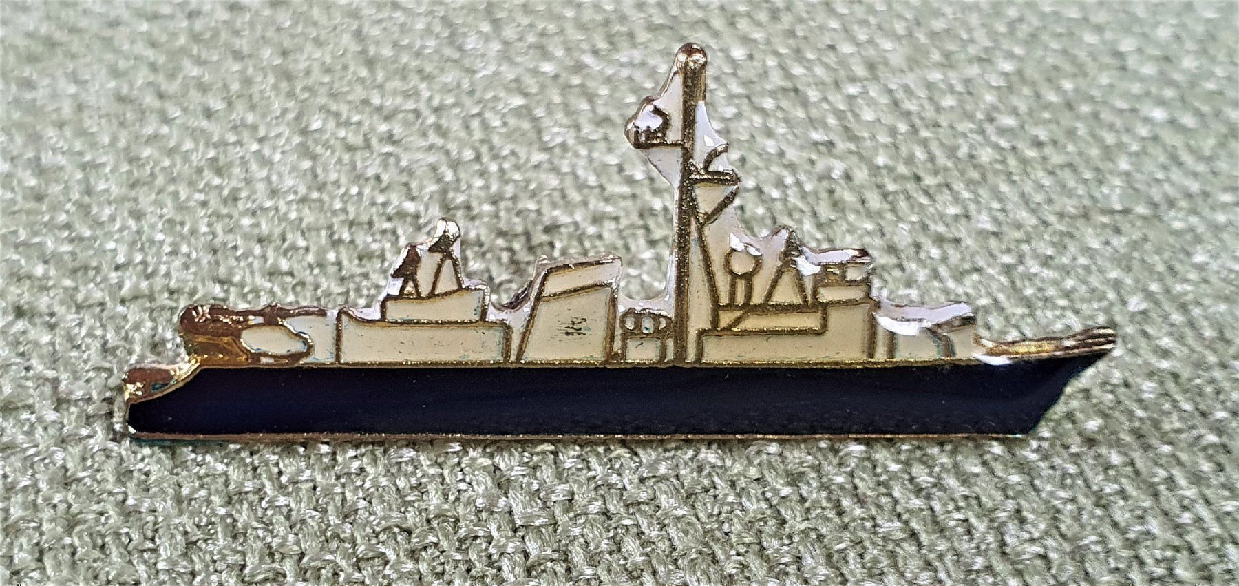 Kit di modellismo & Modellini statici: G966 - Pin Kriegsschiff – Usato da Reinach BL venduto da Boston-Verkauf