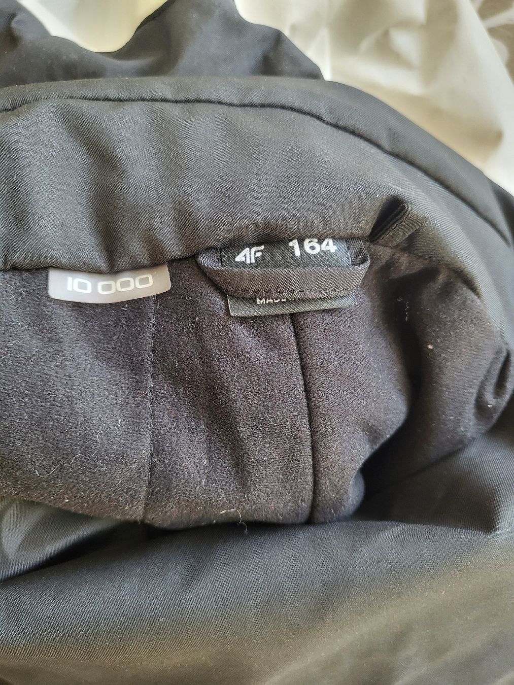4F Hosen: 4F Ski Pants/Bib - Size 164 -Black, Winter – Gebraucht aus Sarmenstorf von zuz_q5kq 6