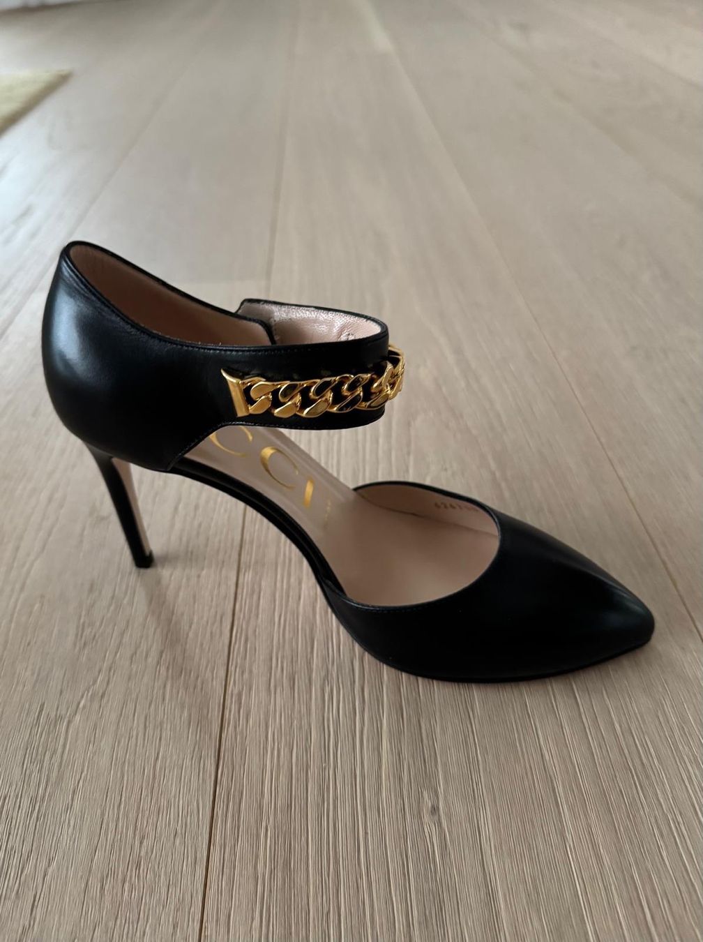 Gucci Scarpe da donna: Gucci Schuhe neu – Nuovo (secondo la descrizione) da Zollikon venduto da gab_v26c 1